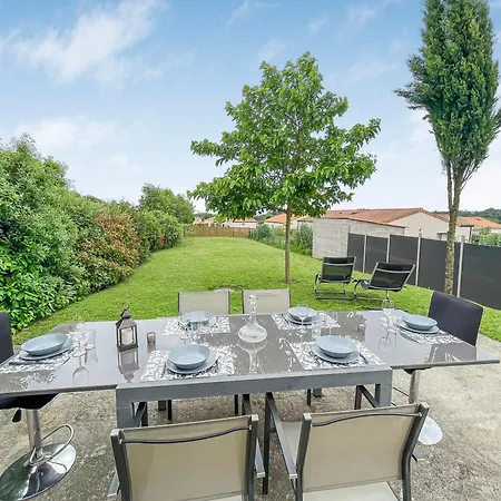 Villa De Marko Et Mag A *