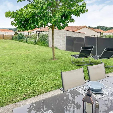 De Marko Et Mag A فيلة Oudon