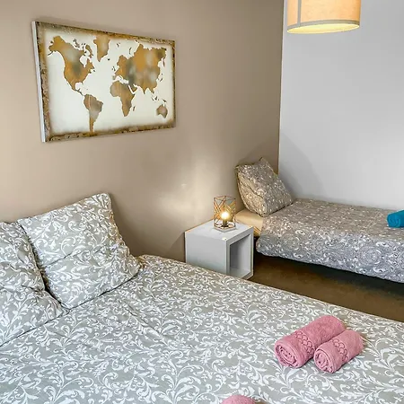 فيلة De Marko Et Mag A Oudon