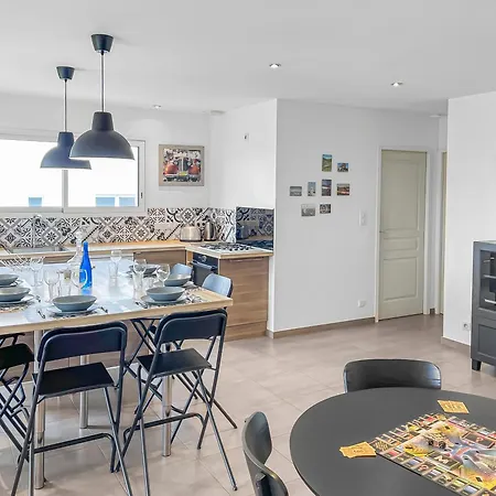 فيلة De Marko Et Mag A *